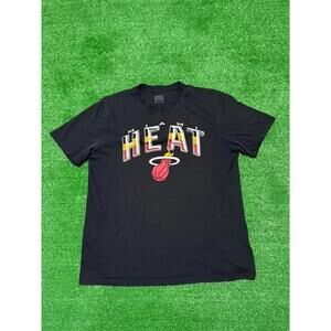 Mens Miami Heat Distressed Short Sleeve T Shirt Size Xl